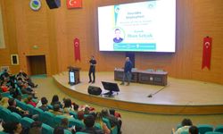 E-ticarette başarı formülü öğrencilere anlatıldı