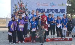 Kırşehir’de gençler kros parkurunda ter döktü