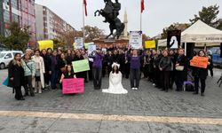 Kırşehir’de kadınlar sessiz yürüyüşle gücünü gösterdi