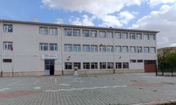 O köyde sınıf birleşme kararı velileri  ayaklandırdı