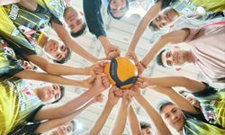 Kırşehir’de yıldız erkekler voleybol takımı il şampiyonu