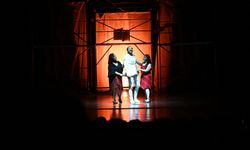 3. Şehir Tiyatrosu Festivali Kırşehir'de devam ediyor