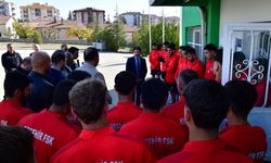 Vali Demiryürek, Kırşehir futbolcularıyla buluştu