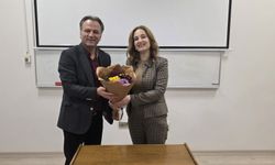 Akademide görev değişimi