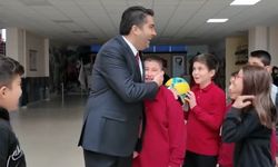 Demirci, eğitim yatırımlarını görüştü, okulların talepleri değerlendirildi