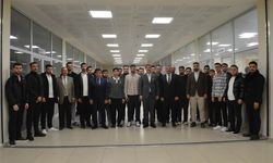 Milletvekili Erkan, gençlerle kandil coşkusunu paylaştı