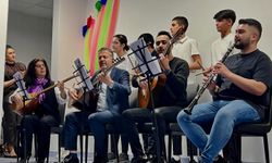 Özel öğrencilerden duygusal ve coşkulu kutlama