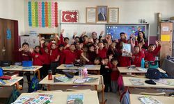 Yeşilay gönüllüleri Kırşehir’de öğrencilerle buluştu