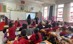 Kırşehir’de Minik Öğrencilere Yeşilay’dan Teknoloji Bağımlılığı Eğitimi