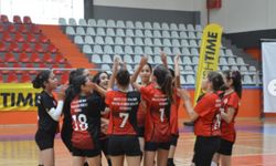 Yıldız Kızlarda nefes kesen final