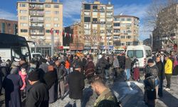 Kırşehir’de 70 umreci dualarla uğurlandı