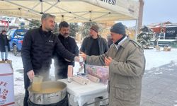 Kırşehir Belediyesi’nden yılın ilk sabahında Cacabey Meydanı’nda sıcak başlangıç