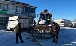 Akçakent’te yollar açık, buzlanma önlemleri sürüyor