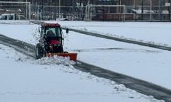 Kar yağdı, top sahaya indi