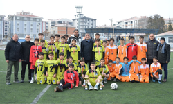 Yıldız Erkekler Futbol’da Şampiyon Cumhuriyet Ortaokulu