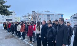 Kırşehir’de okul törenine üst düzey katılım