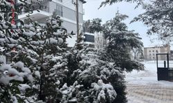 Kırşehir’de toprak beyaz örtüyle nefes aldı