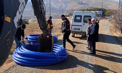 Özbağ’da yeni parsellere su yolu açılıyor