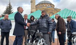 Mustafa Düger Vakfı'ndan İlçelerde Tekerlekli Sandalye Dağıtımı Devam Ediyor