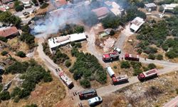 İnşaat Deposu Yandı: Evlere Sıçramadan Son Anda Söndürüldü