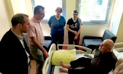 Ersoy, sağlık çalışanları ve hastalarla buluştu