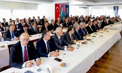 İlhan, Yeni Parti Meclisi toplantısına katıldı! Gündemde demokrasi ve gelecek vardı
