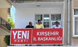 Kırşehir’de Yeni Parti teşkilatlanması hız kazandı: İl ve merkez ilçe tabelaları asıldı