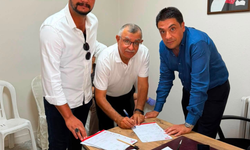 Şükrü Turgut Artık Yeni Parti'de!