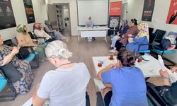 Kırşehir’de KADEM’in Kitap Atölyesi’nde “Rahman’ın Kadın Kulları” ele alındı