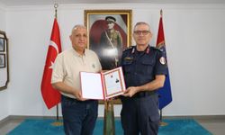 Emekliye ayrılan jandarma personeline hizmet belgesi verildi
