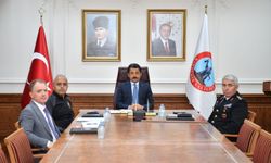 Kırşehir Heyeti Okul Güvenliğini Görüştü