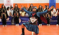 Kırşehir’de GSB Gençlik Yaz Kulübü Kapanış Şenliği Düzenlendi