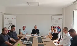 YKS ve İngilizce Kursları İçin İmzalar Atıldı