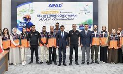 Vali Demiryürek’ten Kırşehir’de sel sonrası dayanışmanın kahramanlarına teşekkür