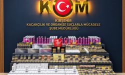 Kırşehir’de Polis Ekipleri Araçta Kaçak Ürünler Buldu