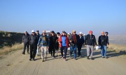 Çeşnigir Köprüsü’nde Cumhuriyet İçin Yürüdüler