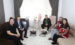 İkiz kız bebekleri dünyaya geldi, Kırşehir’de ziyaret edildiler