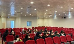 Kırşehir Kaman’da üniversite öğrencilerine uyum konferansı