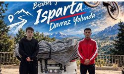 Kırşehir Ülkü Ocakları’nın bisiklet takımı Isparta yolunda