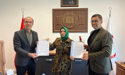 Kırşehir’de Eğitim-Bir-Sen’in iki şube başkanı mazbatalarını aldı