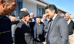 Kırşehir’de köy buluşmaları sürüyor: Vali Demiryürek halkla kucaklaştı