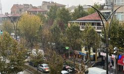 Kırşehir’de sağanak yağış etkili oldu! Vatandaşlar sığınacak yer aradı