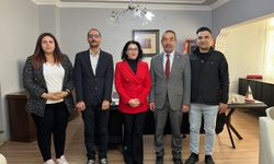 Kırşehir’in kültürel değerlerini yaşatan derneğe tebrik