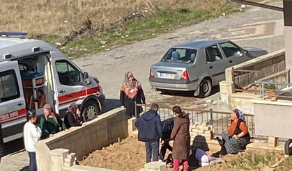55 Yaşındaki kadın balkondan düştü