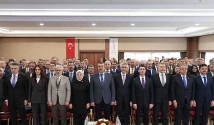 Gülşen, Bakan Tekin’in toplantısına katıldı