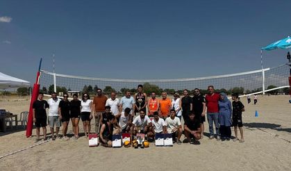 Kumların üzerinde nefes kesen mücadele