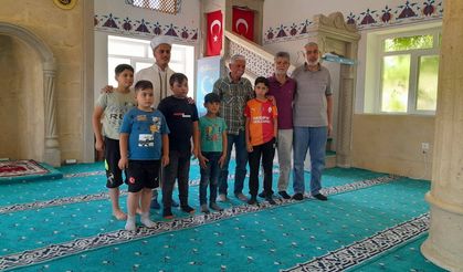 Malatya’dan Mucur’a Cuma Namazına Geldiler
