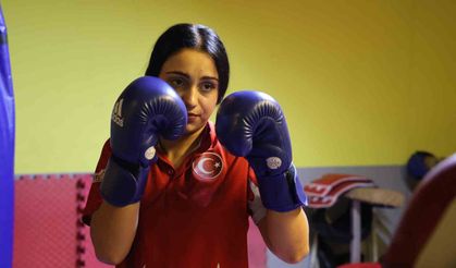 Kırşehirli Elif Tıraş’ın savunma amacıyla başlayan spor yolculuğu dünya dereceleriyle taçlandı