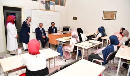 Kırşehir Valisi Demiryürek, Yaz Kur’an Kursunda Çocuklarla Buluştu