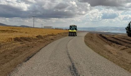 Kırşehir’de Sathi Asfalt Çalışmaları Aralıksız Sürüyor